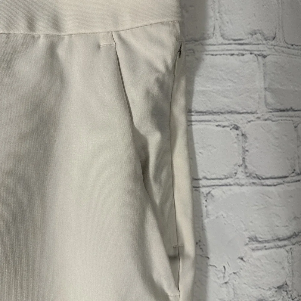 FLAW Lululemon Commission‎ Golf Shorts 9